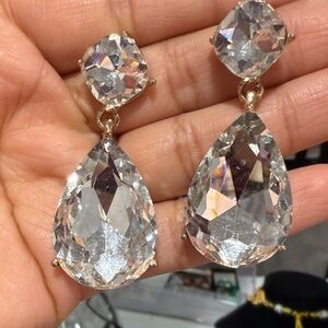Elegant Crystal Drop Earrings